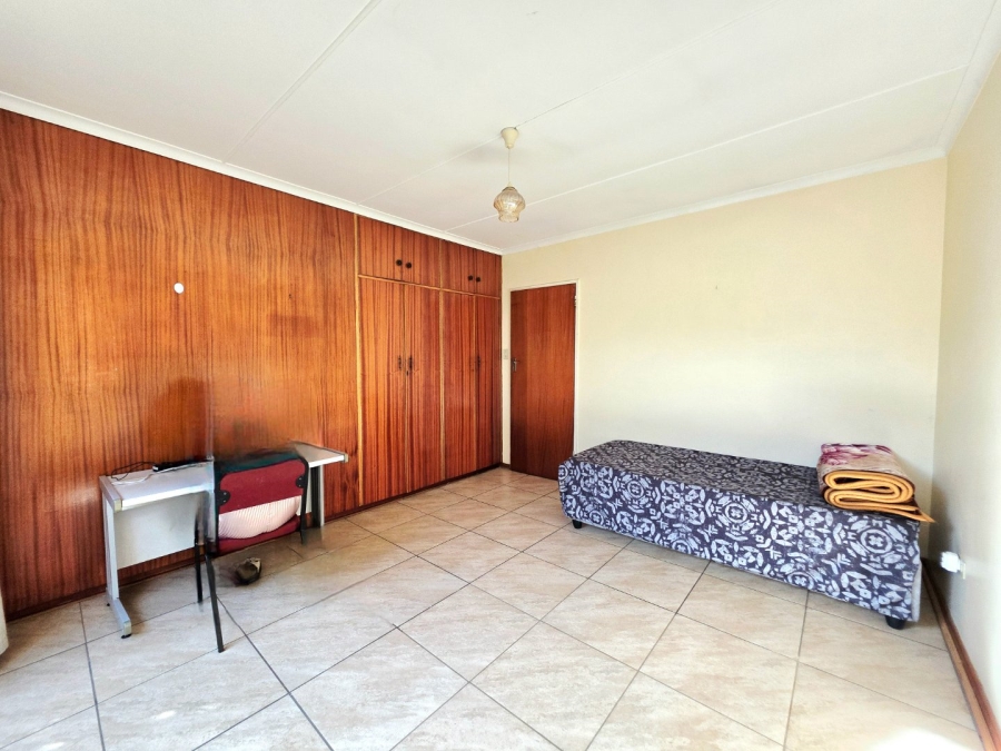 10 Bedroom Property for Sale in Universitas Free State